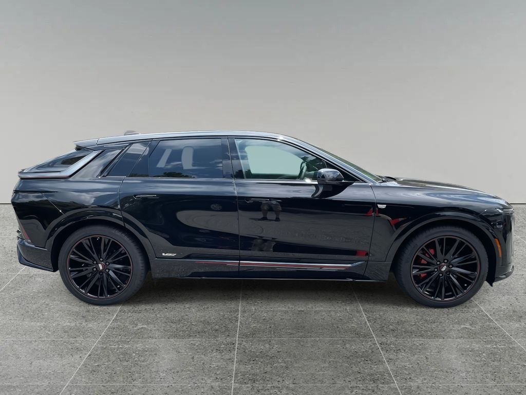 2026 Cadillac LYRIQ V Premium - Photo 6