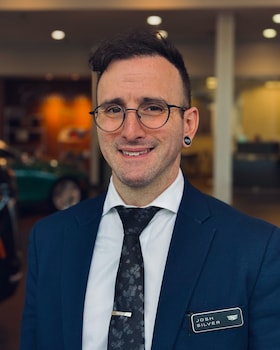 Staff member Josh Silver from ID_ad769b