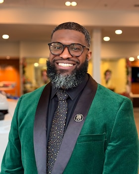 Staff member Terrion Crook from ID_ad769b