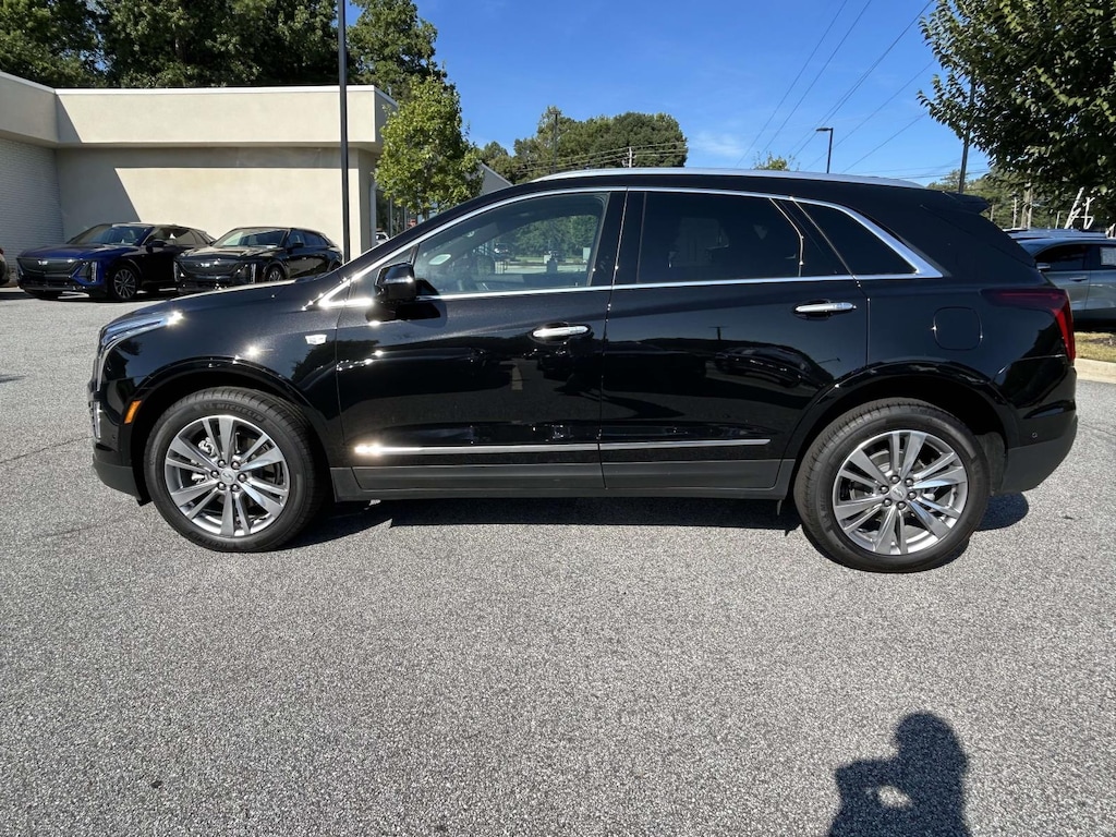 New 2026 CADILLAC XT5 Premium Luxury SUV
