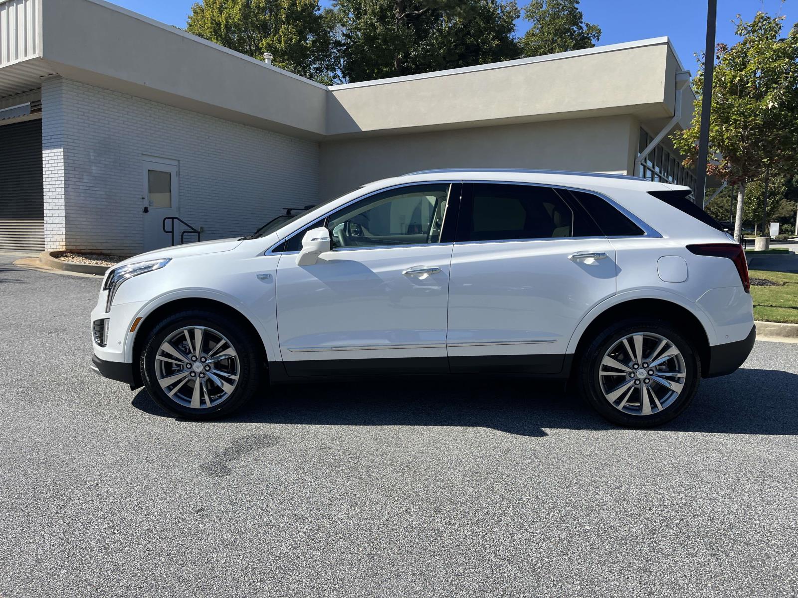 New 2026 CADILLAC XT5 Premium Luxury SUV