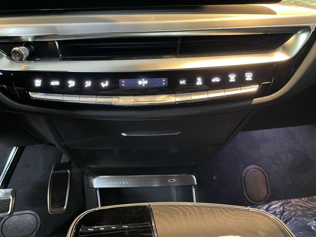 2026 Cadillac LYRIQ V Premium - Photo 29