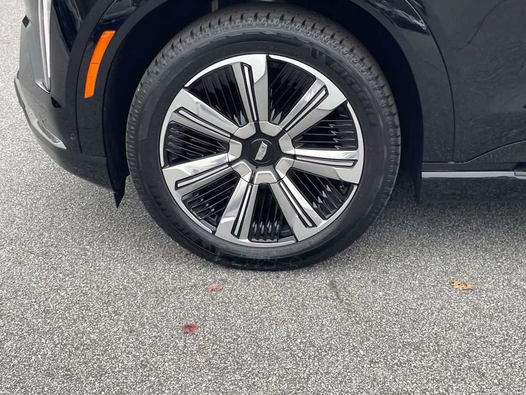2025 Cadillac Escalade IQ Luxury 2 - Photo 9
