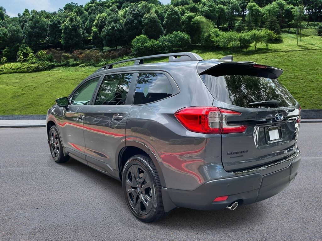 Used 2025 Subaru Ascent Onyx Edition Touring