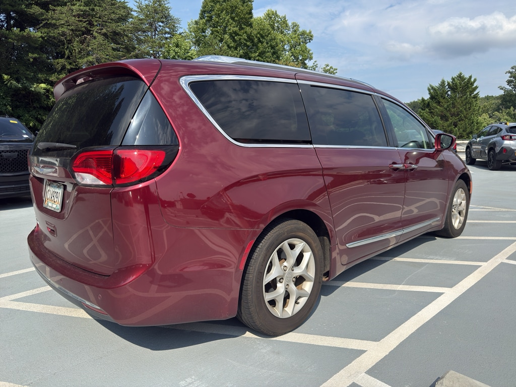 Used 2018 Chrysler Pacifica Touring L Plus