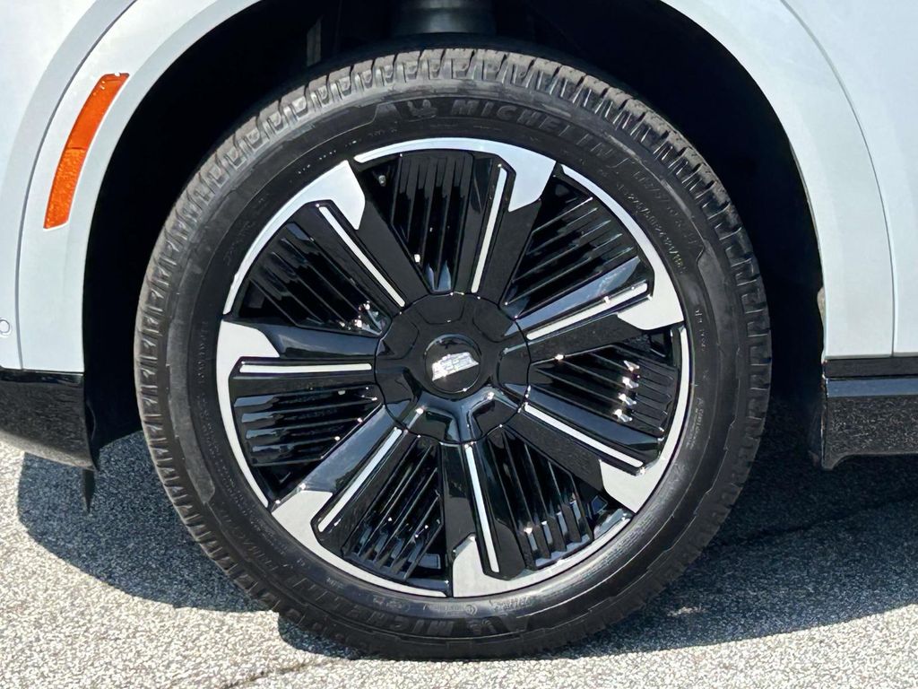 2025 Cadillac Escalade IQ Sport 1 - Photo 9