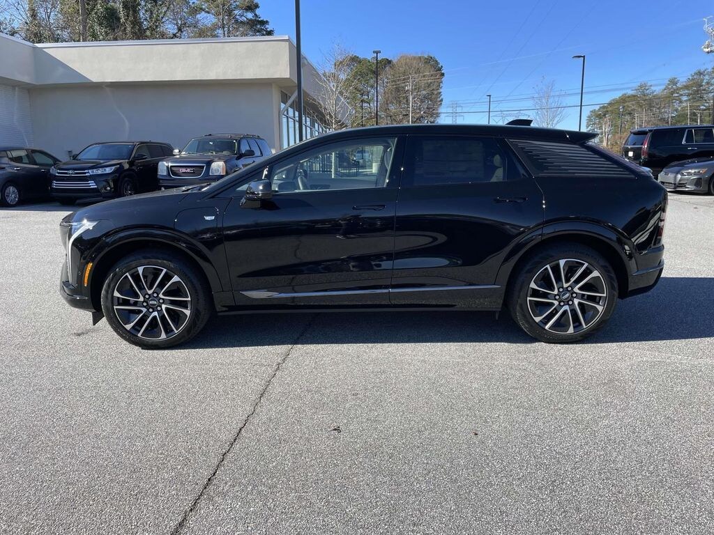 New 2026 CADILLAC OPTIQ Sport SUV