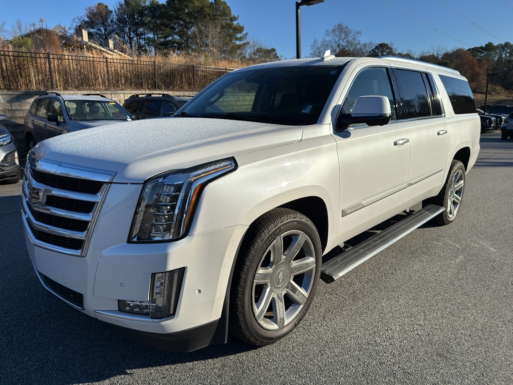 2020 Cadillac Escalade ESV Premium Luxury's photo