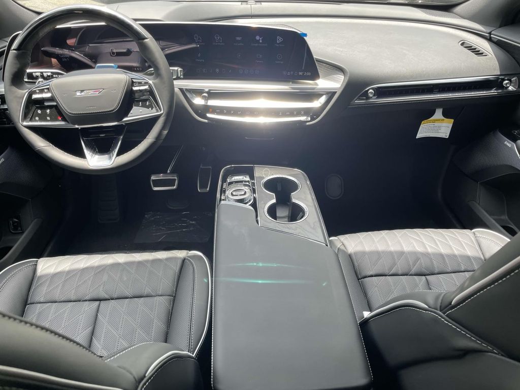 2026 Cadillac LYRIQ V Premium - Photo 14