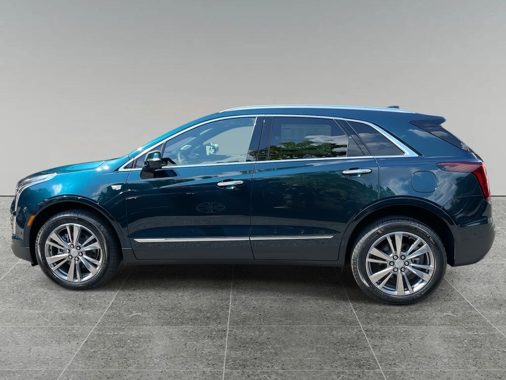New 2025 CADILLAC XT5 Premium Luxury SUV