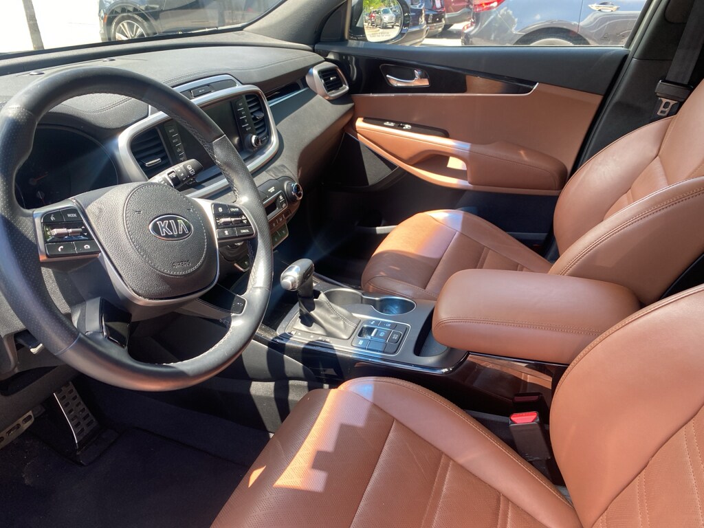 2019 Kia Sorento SX Limited V6 photo 2