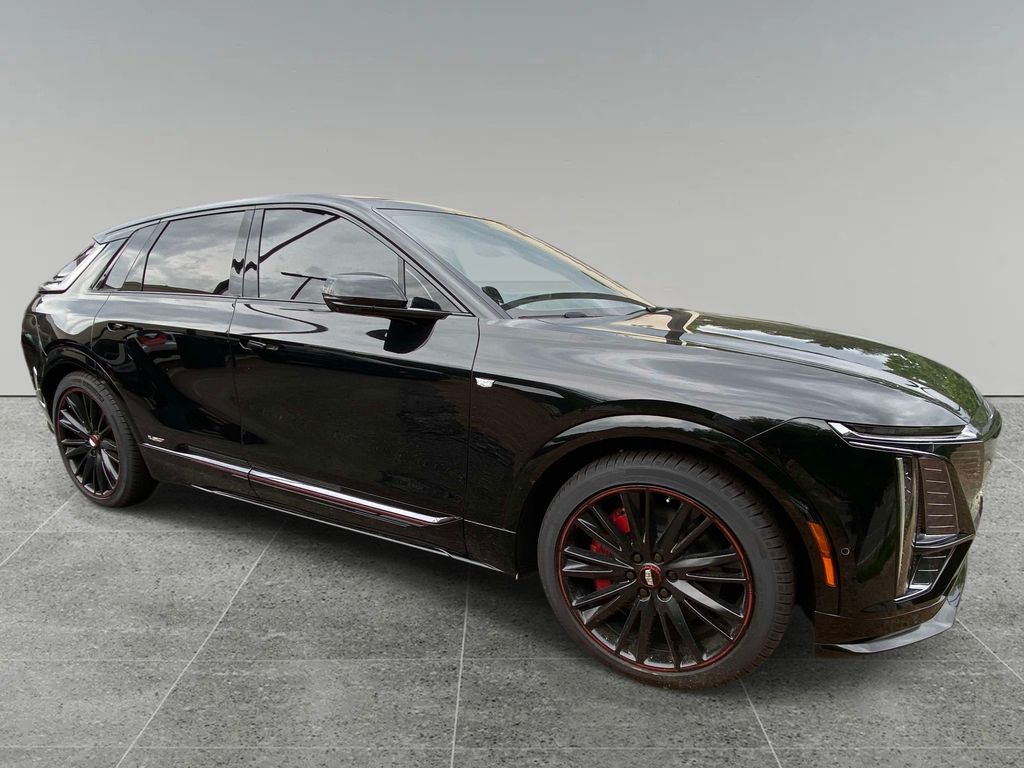 2026 Cadillac LYRIQ V Premium - Photo 7