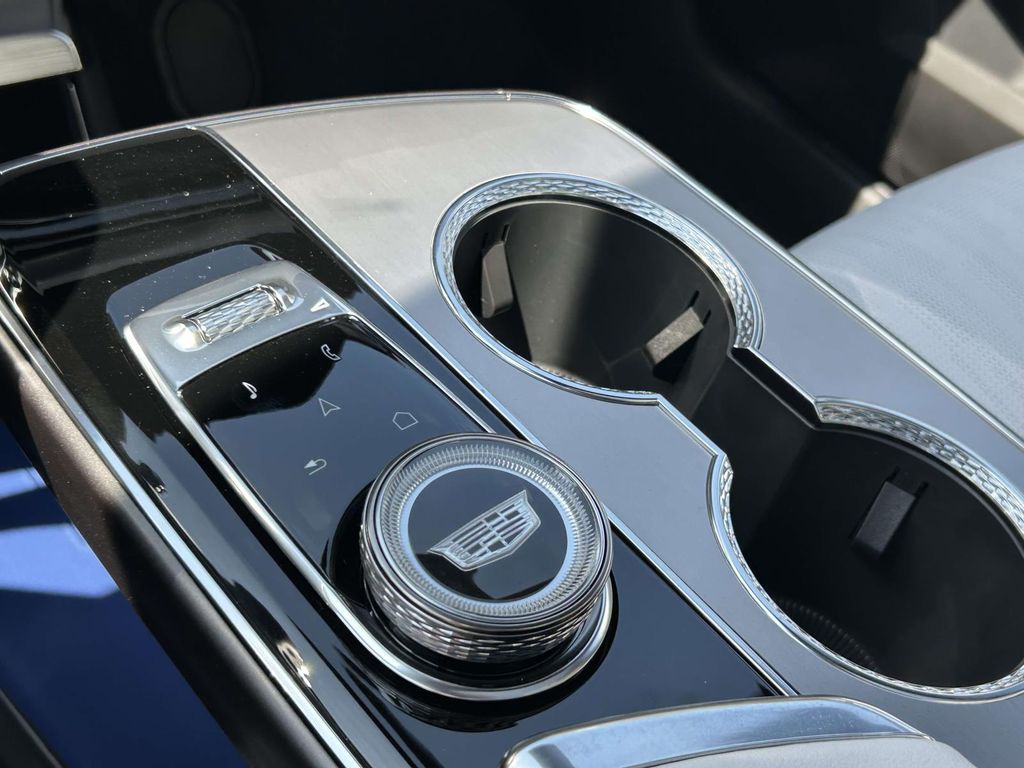 2027 Cadillac LYRIQ Sport - Photo 26