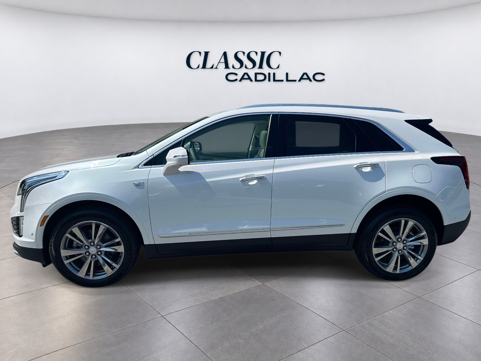 New 2026 CADILLAC XT5 Premium Luxury SUV