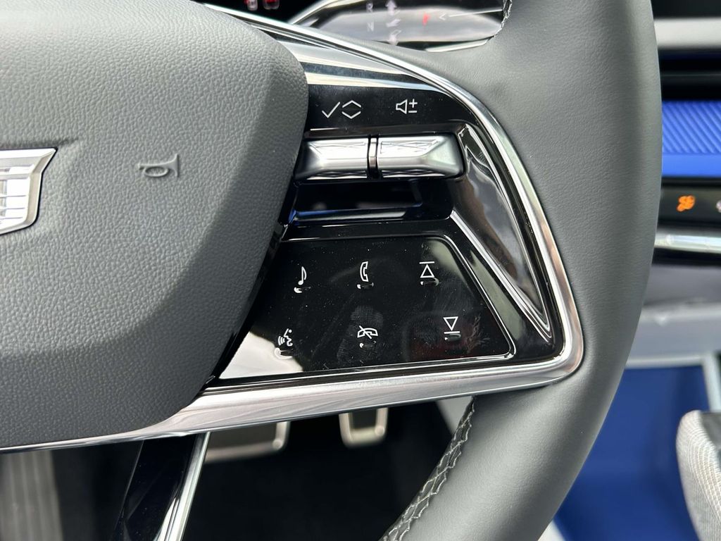 2026 Cadillac OPTIQ Premium Sport - Photo 25