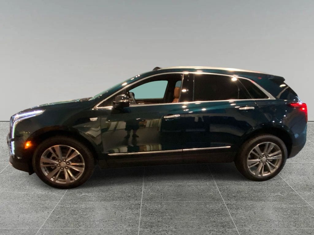 New 2026 CADILLAC XT5 Premium Luxury SUV