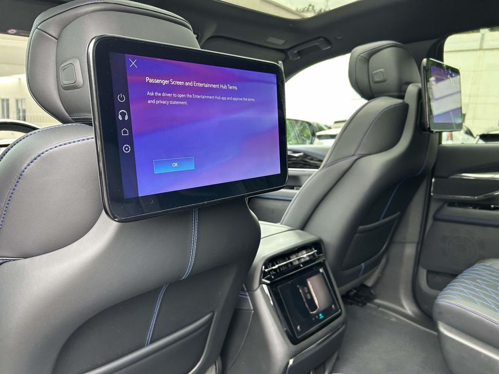 2026 Cadillac Escalade IQL Sport - Photo 12