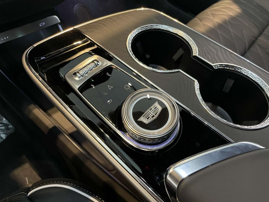 2026 Cadillac LYRIQ V Premium - Photo 27