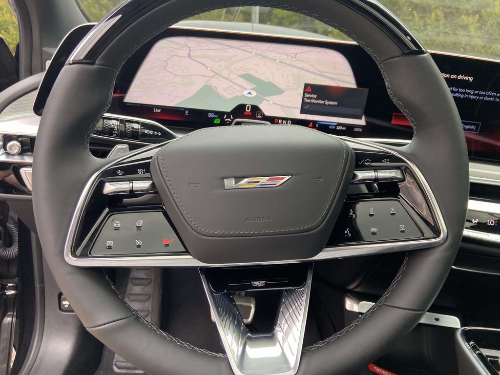 2026 Cadillac LYRIQ V Premium - Photo 23