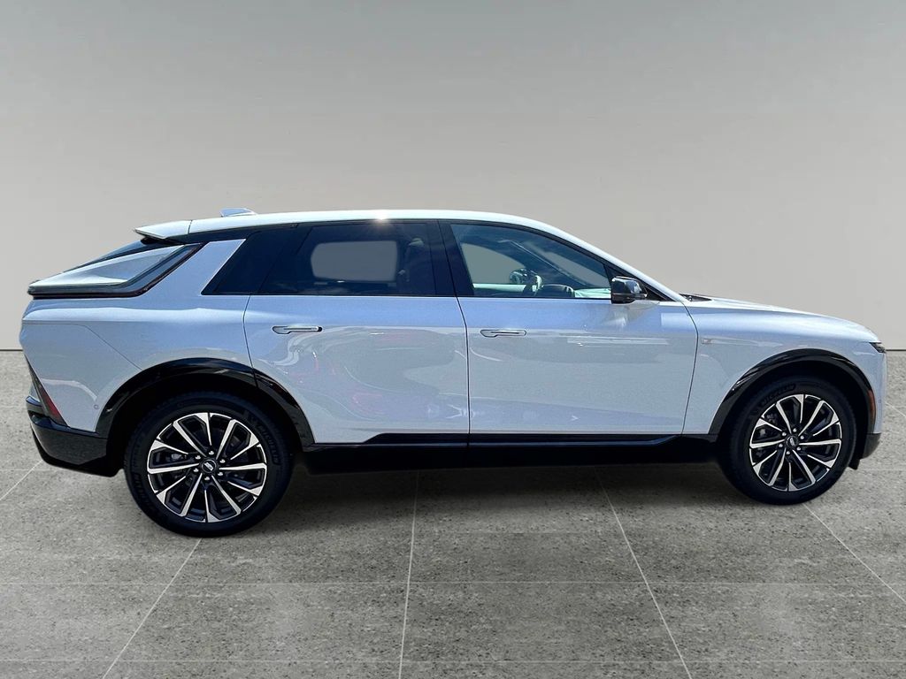 2027 Cadillac LYRIQ Sport - Photo 6