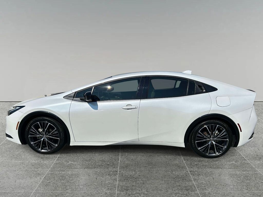 Used 2024 Toyota Prius LE