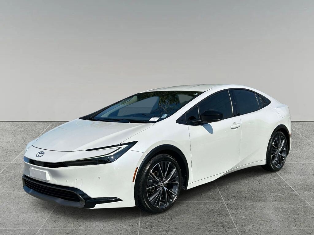Used 2024 Toyota Prius LE