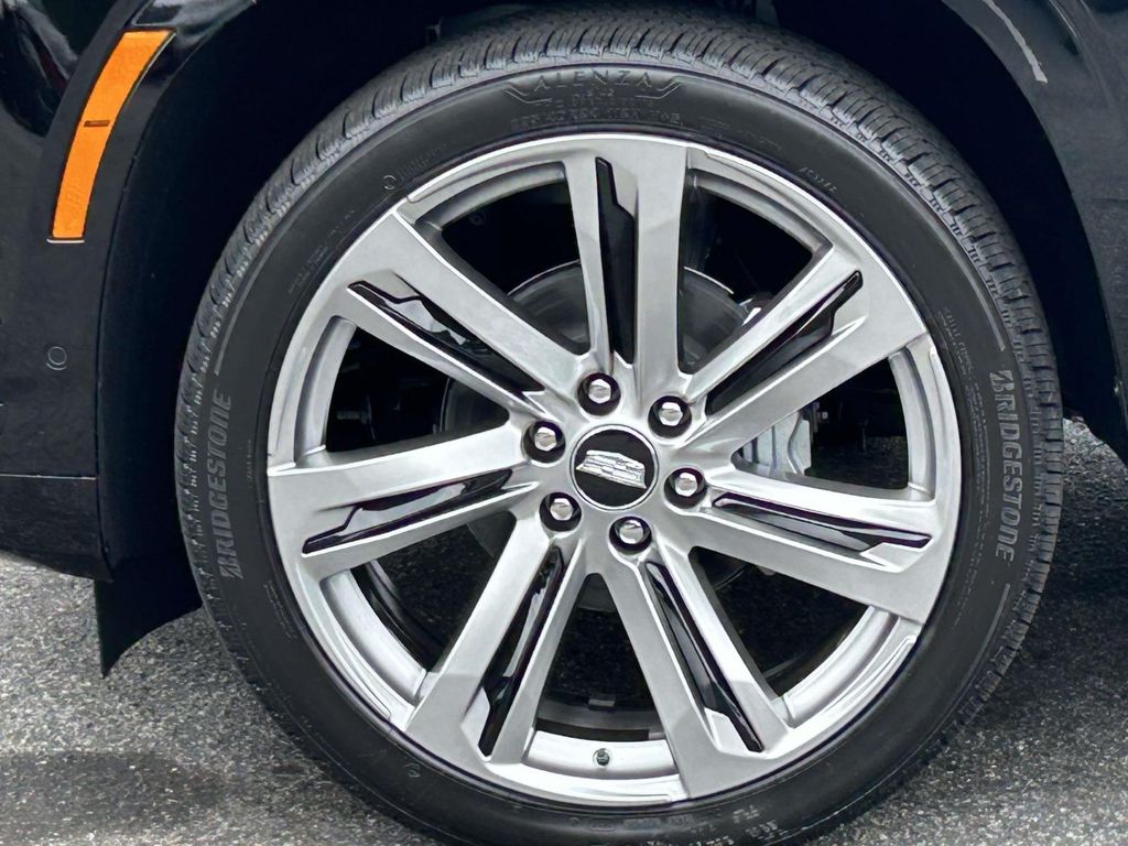 2026 Cadillac Escalade ESV Sport - Photo 9