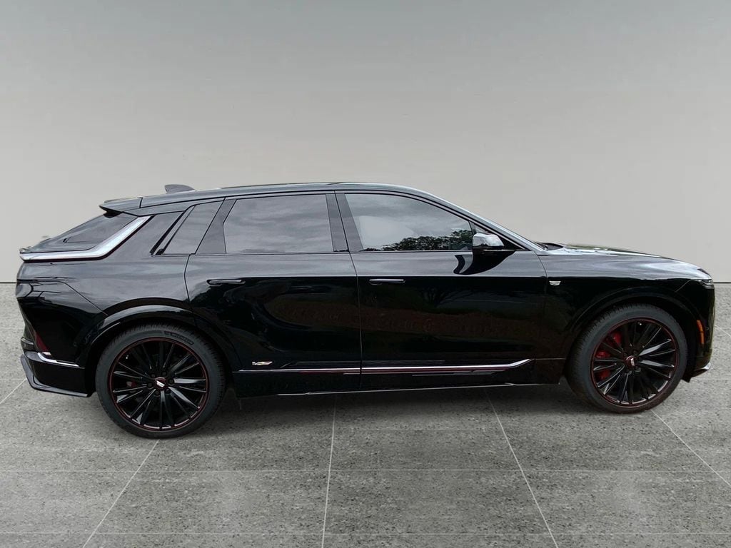 2026 Cadillac LYRIQ V Premium - Photo 6