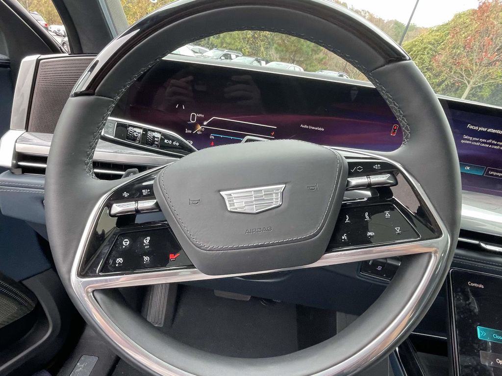 2025 Cadillac Escalade IQ Luxury 2 - Photo 25