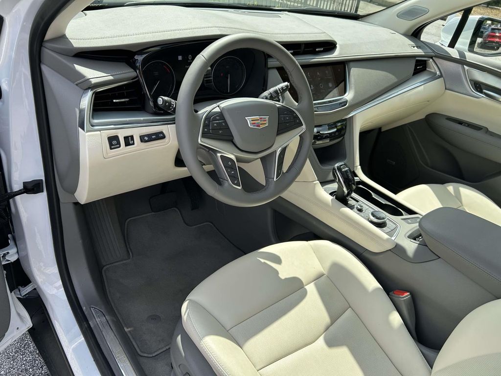 2026 Cadillac XT5 Premium Luxury - Photo 18
