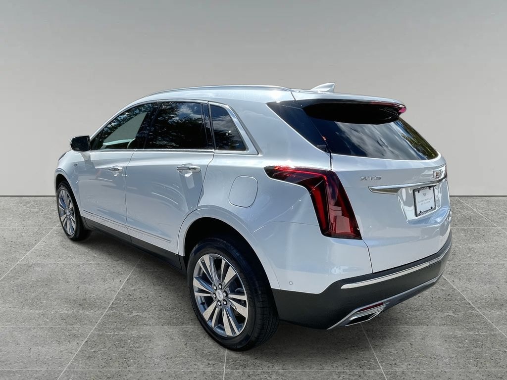 New 2025 CADILLAC XT5 Premium Luxury SUV