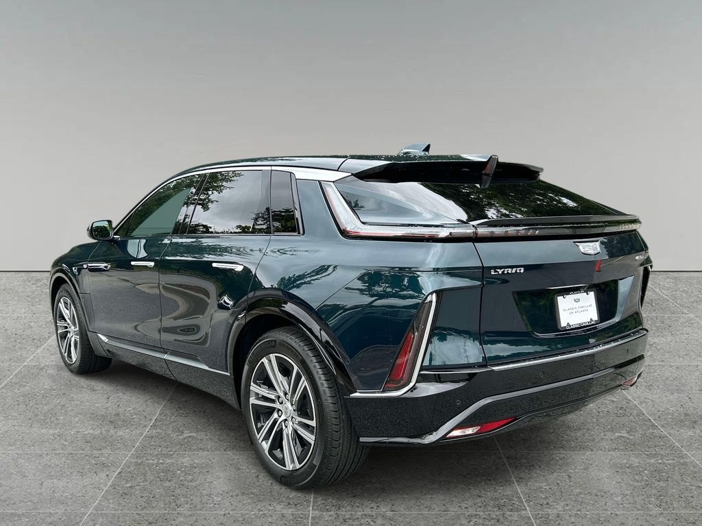 New 2026 CADILLAC LYRIQ Luxury SUV