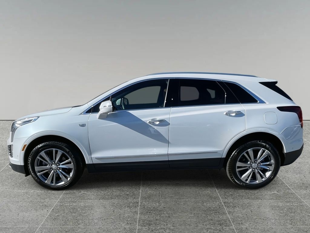 New 2025 CADILLAC XT5 Premium Luxury SUV