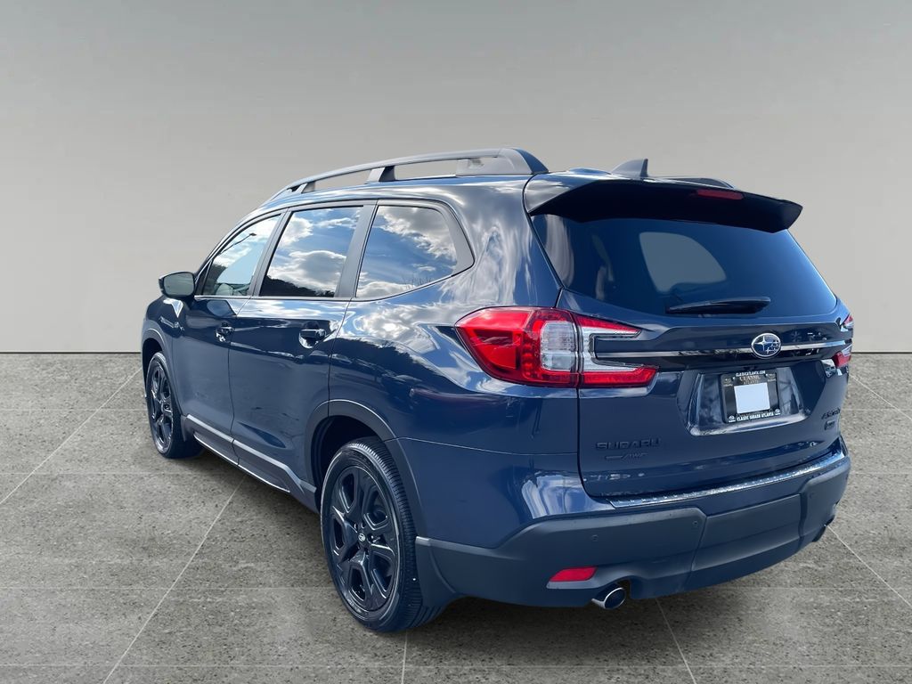 2025 Subaru Ascent Onyx Edition Touring photo 3