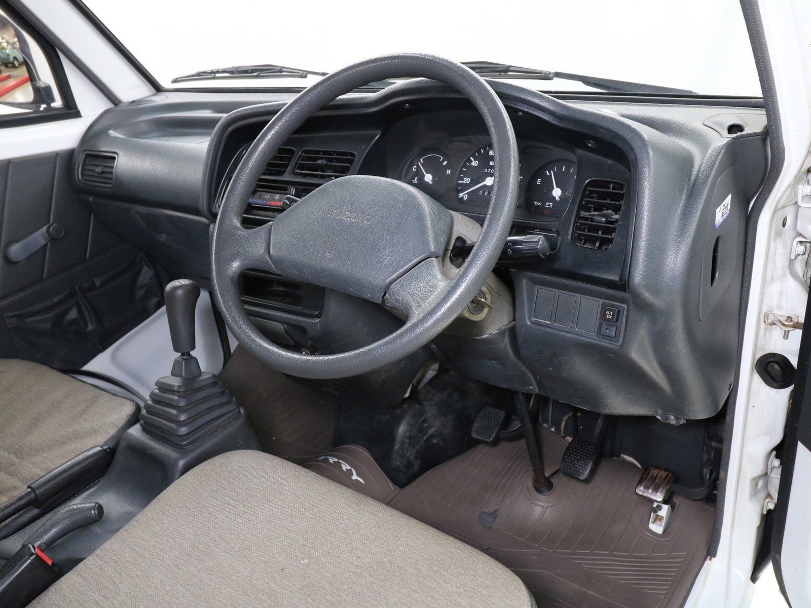 1995 Suzuki Carry 8