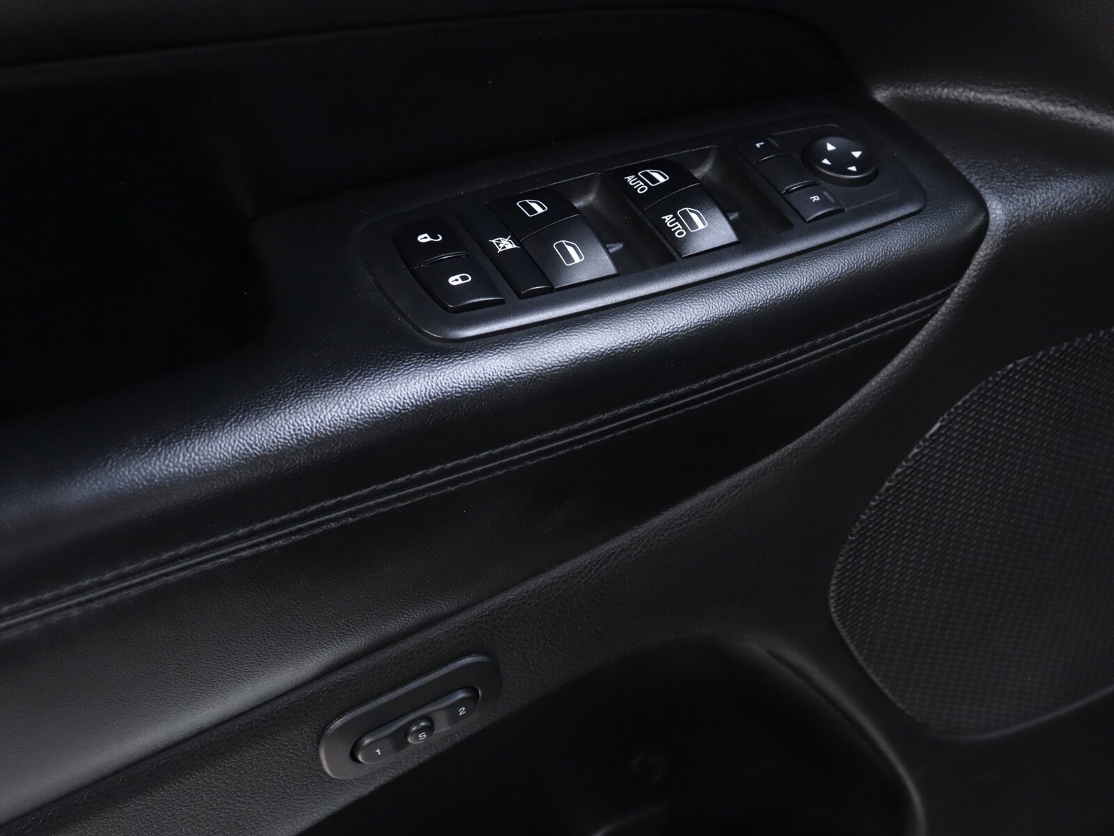 2018 Jeep Grand Cherokee 26