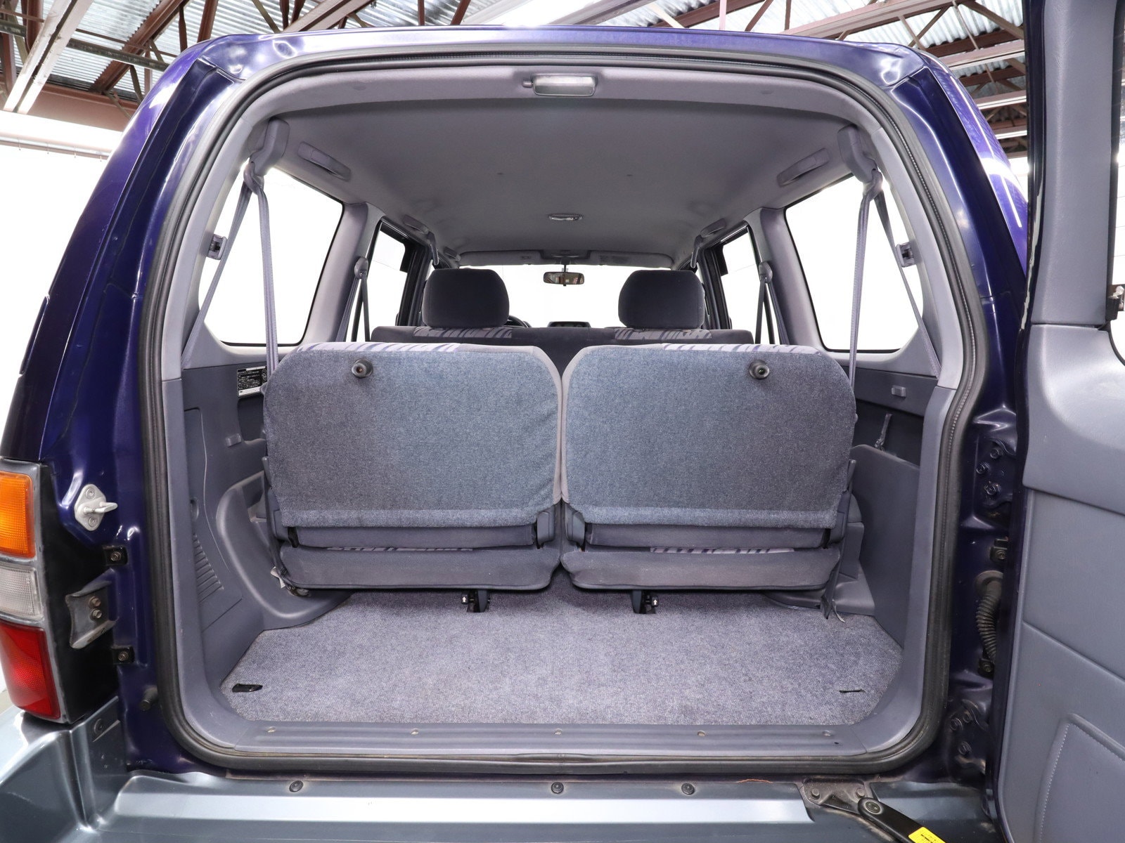 1997 Toyota Land Cruiser Prado 28