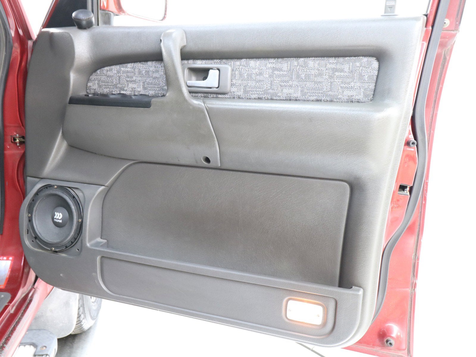 1998 Isuzu Bighorn 24