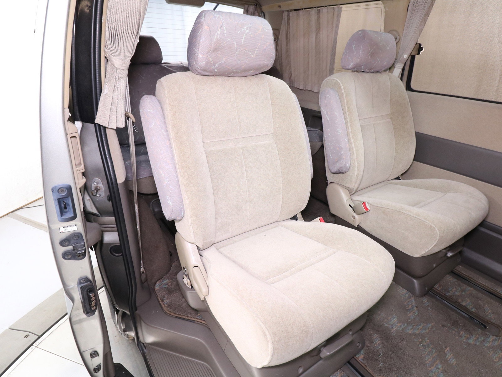 1999 Toyota Grand Hiace 17