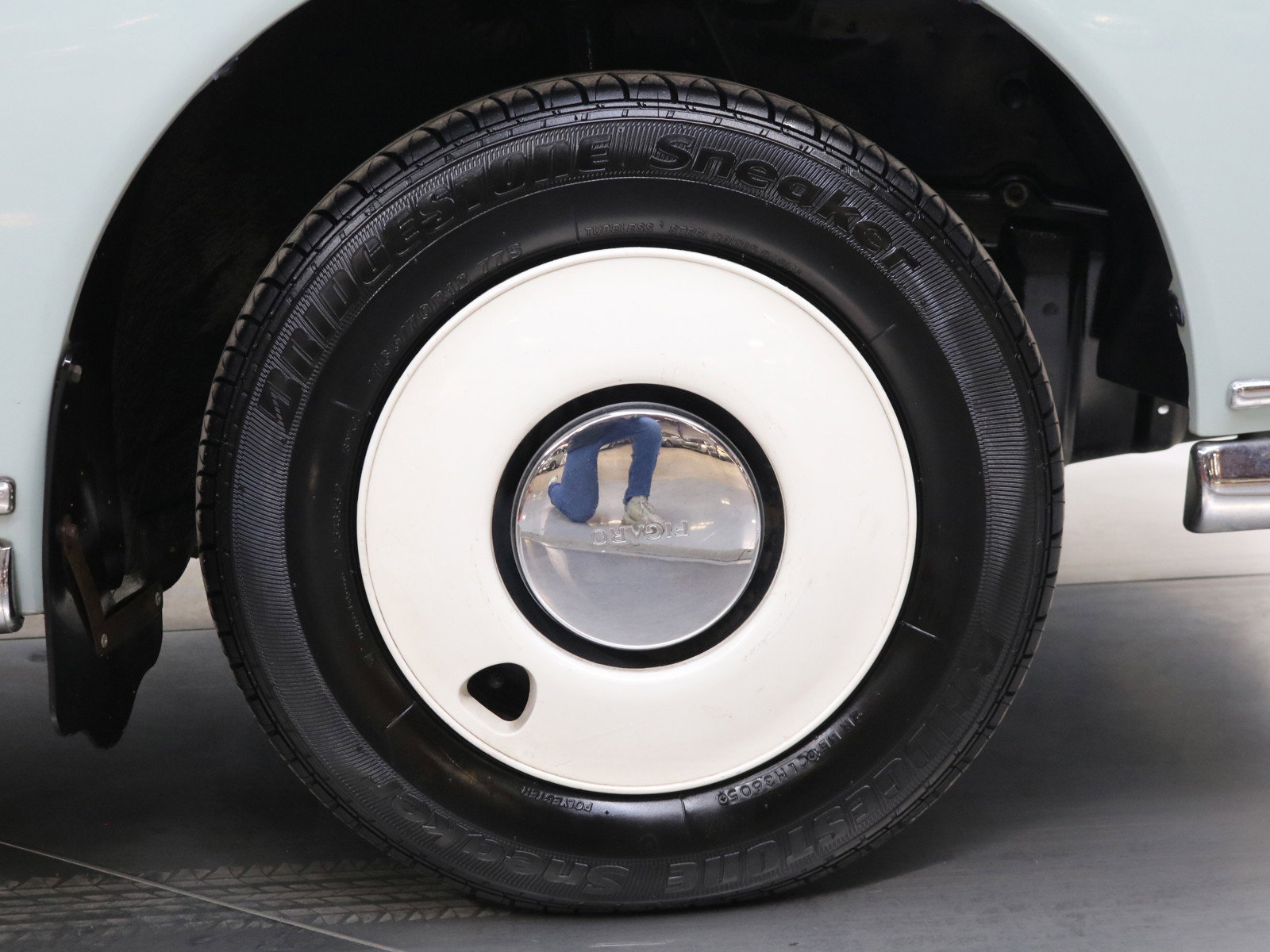 1991 Nissan Figaro 28