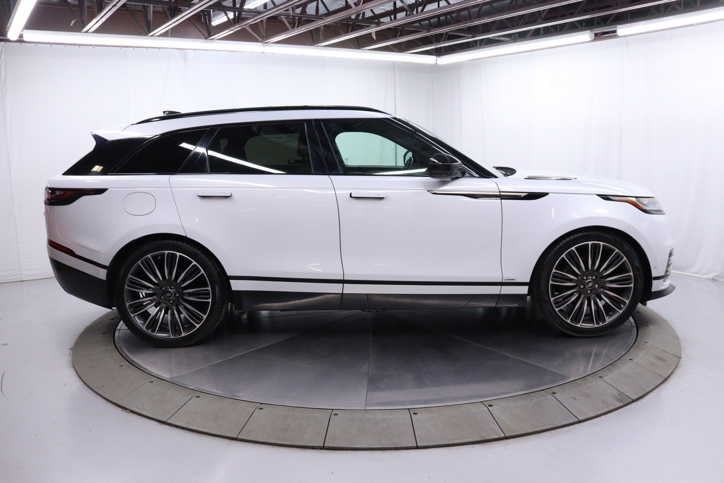 2019 Land Rover Range Rover Velar 9