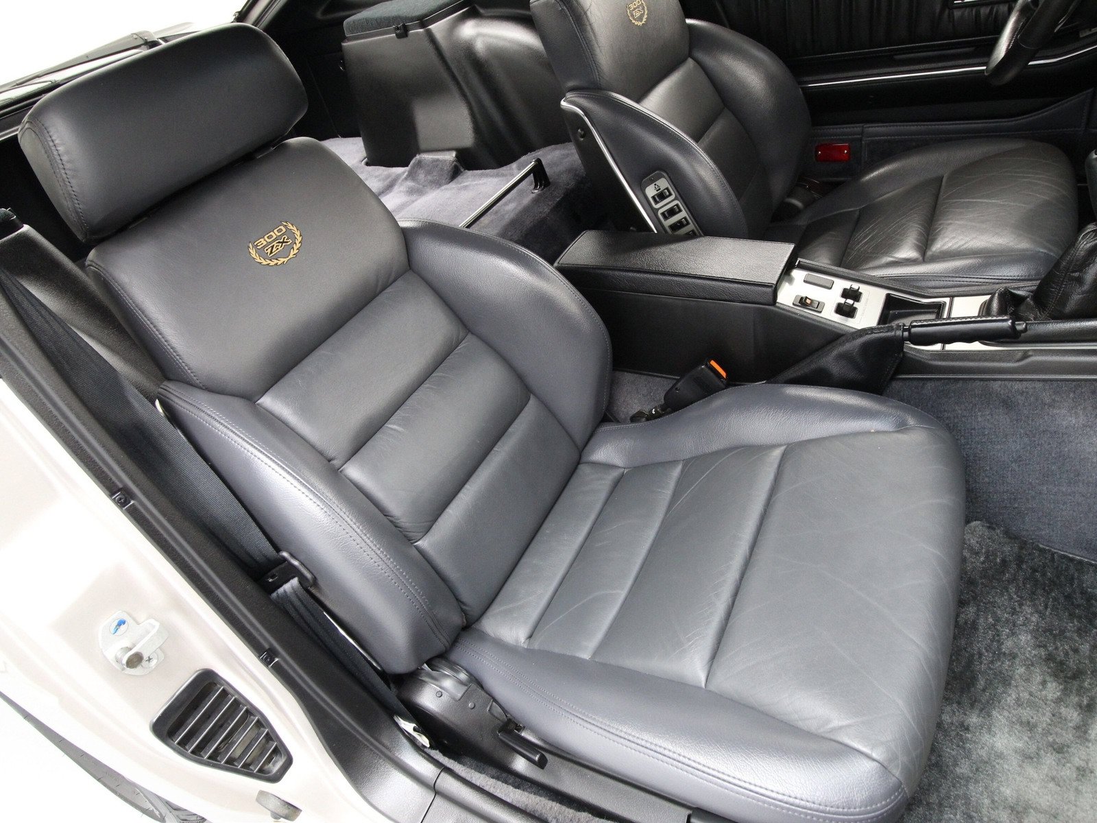 1986 Nissan 300ZX 37