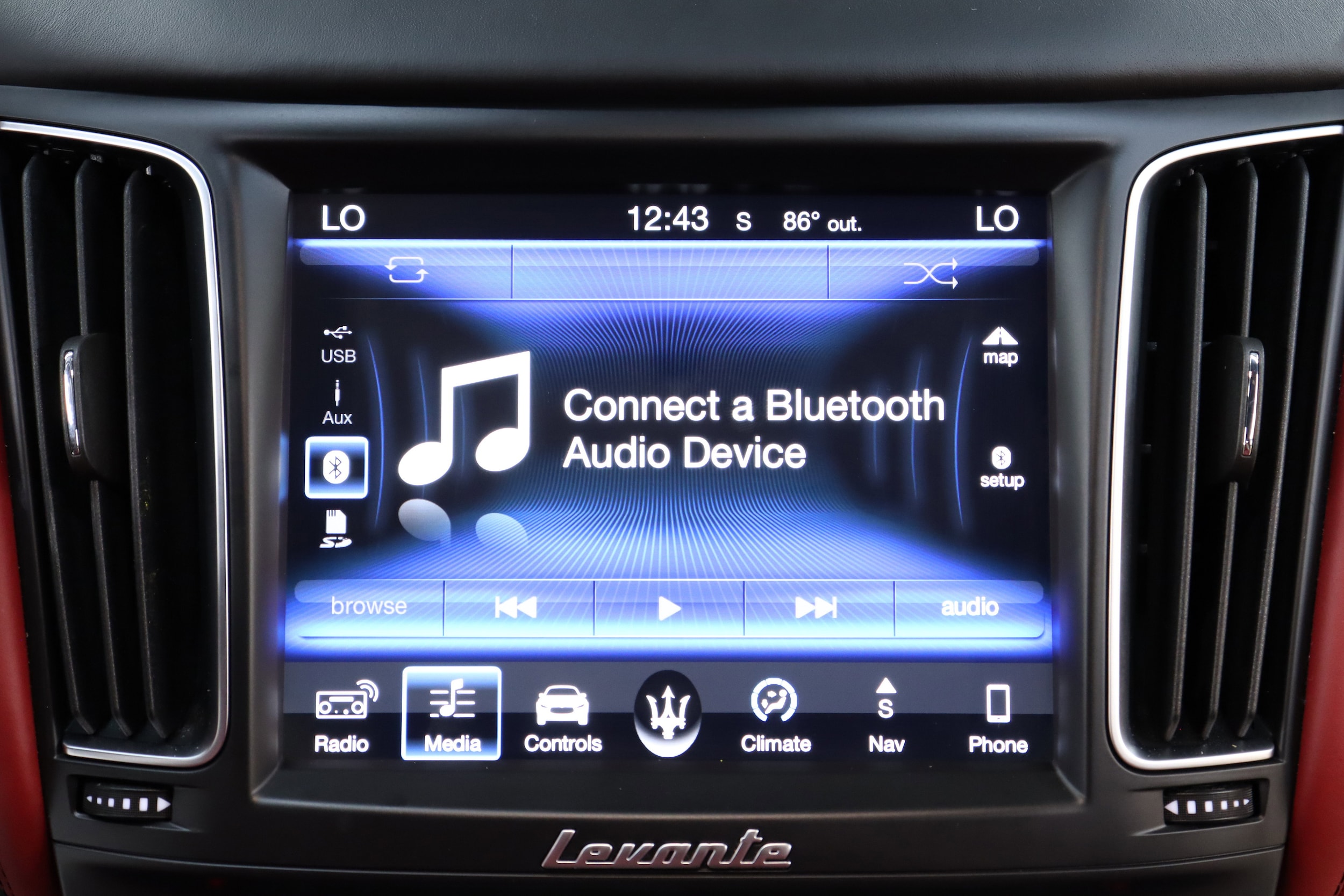 2018 Maserati Levante 12