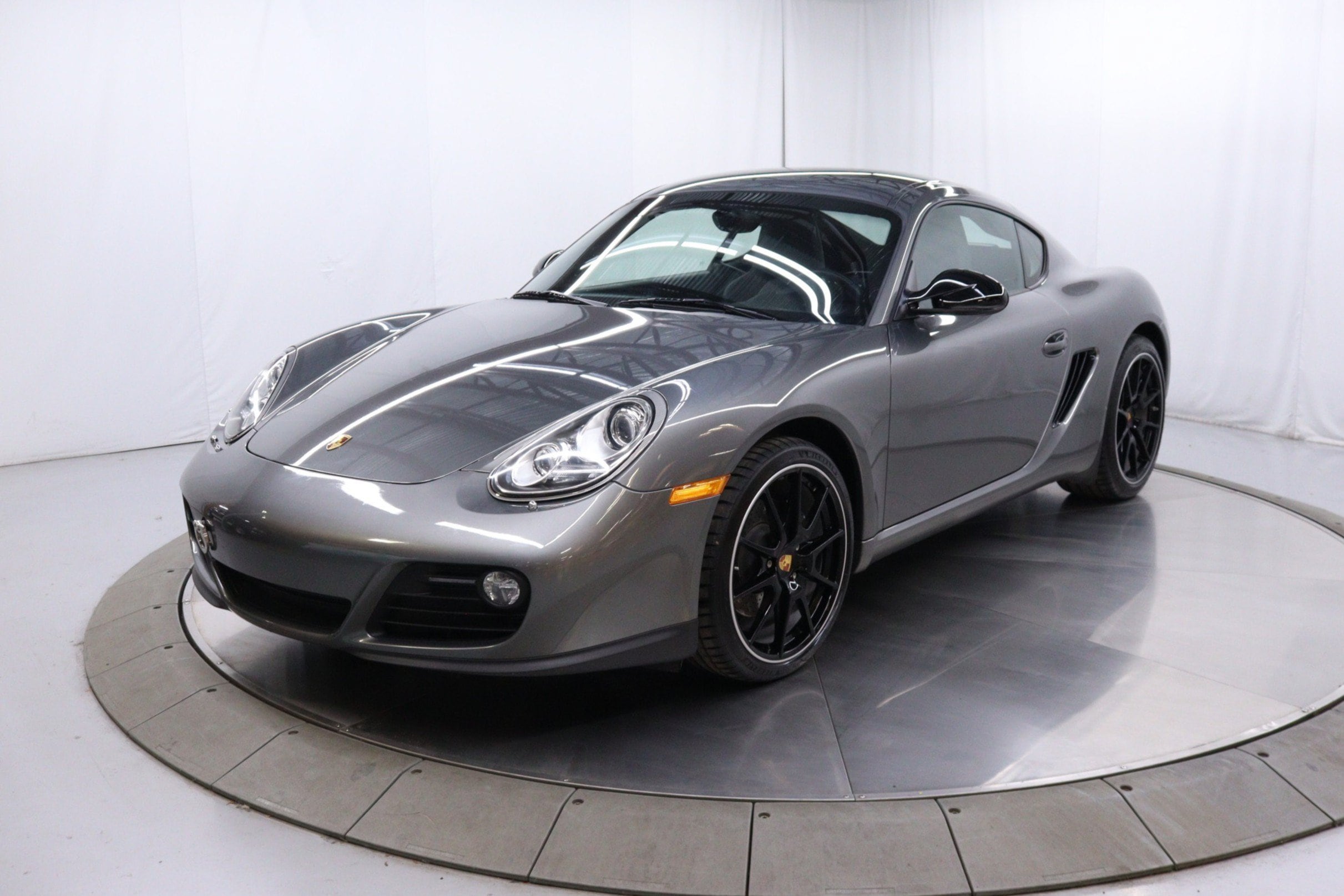 2011 Porsche Cayman 2