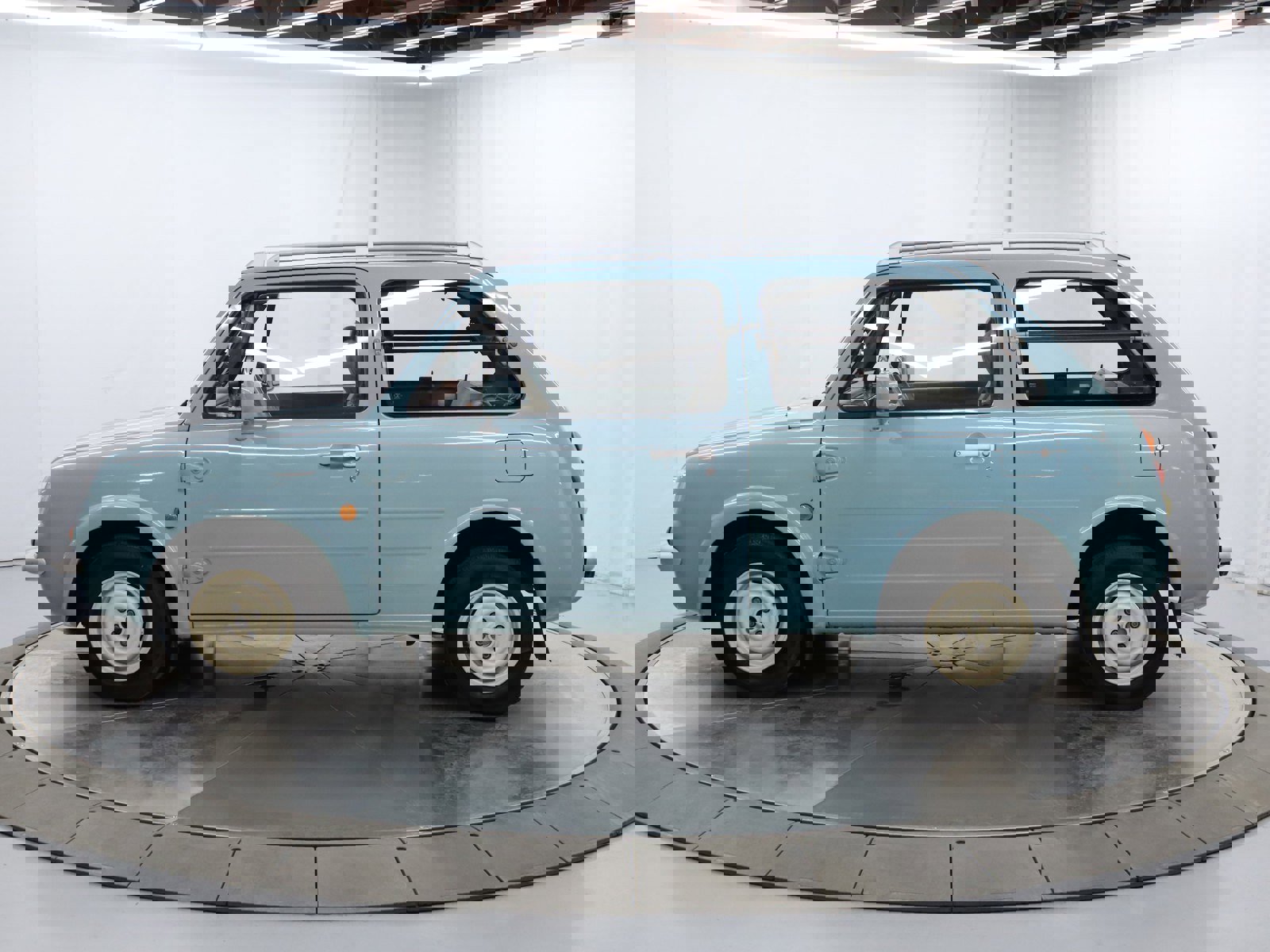 1990 Nissan Pao 4