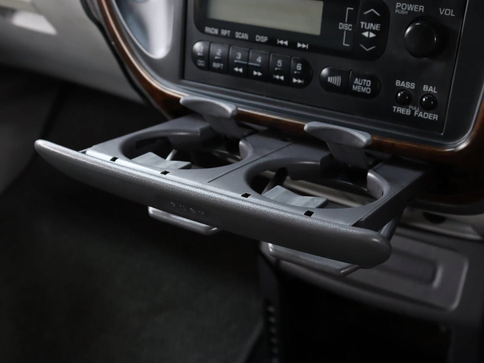 1998 Mitsubishi Delica 51