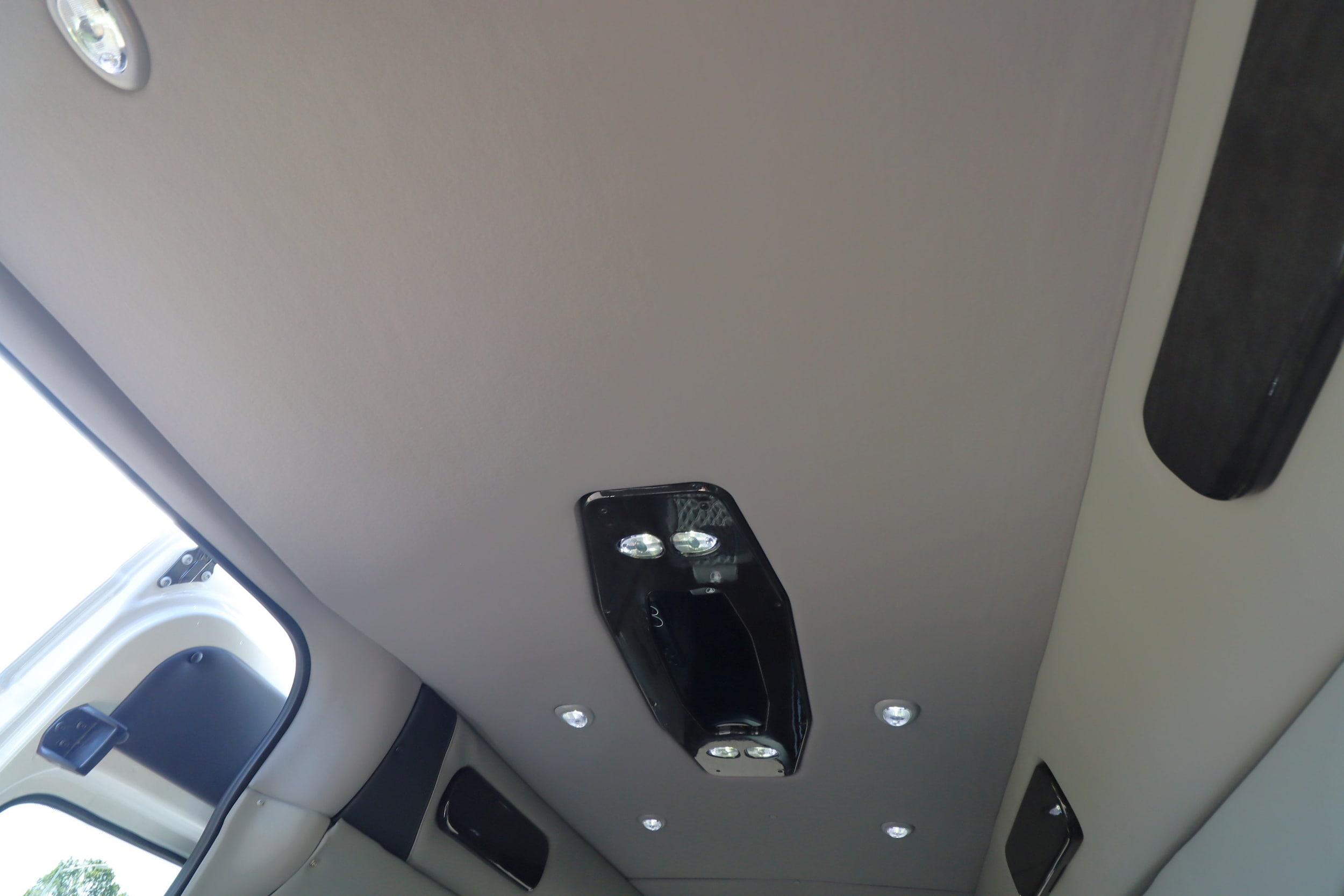 2025 Mercedes-Benz Sprinter 2500 100