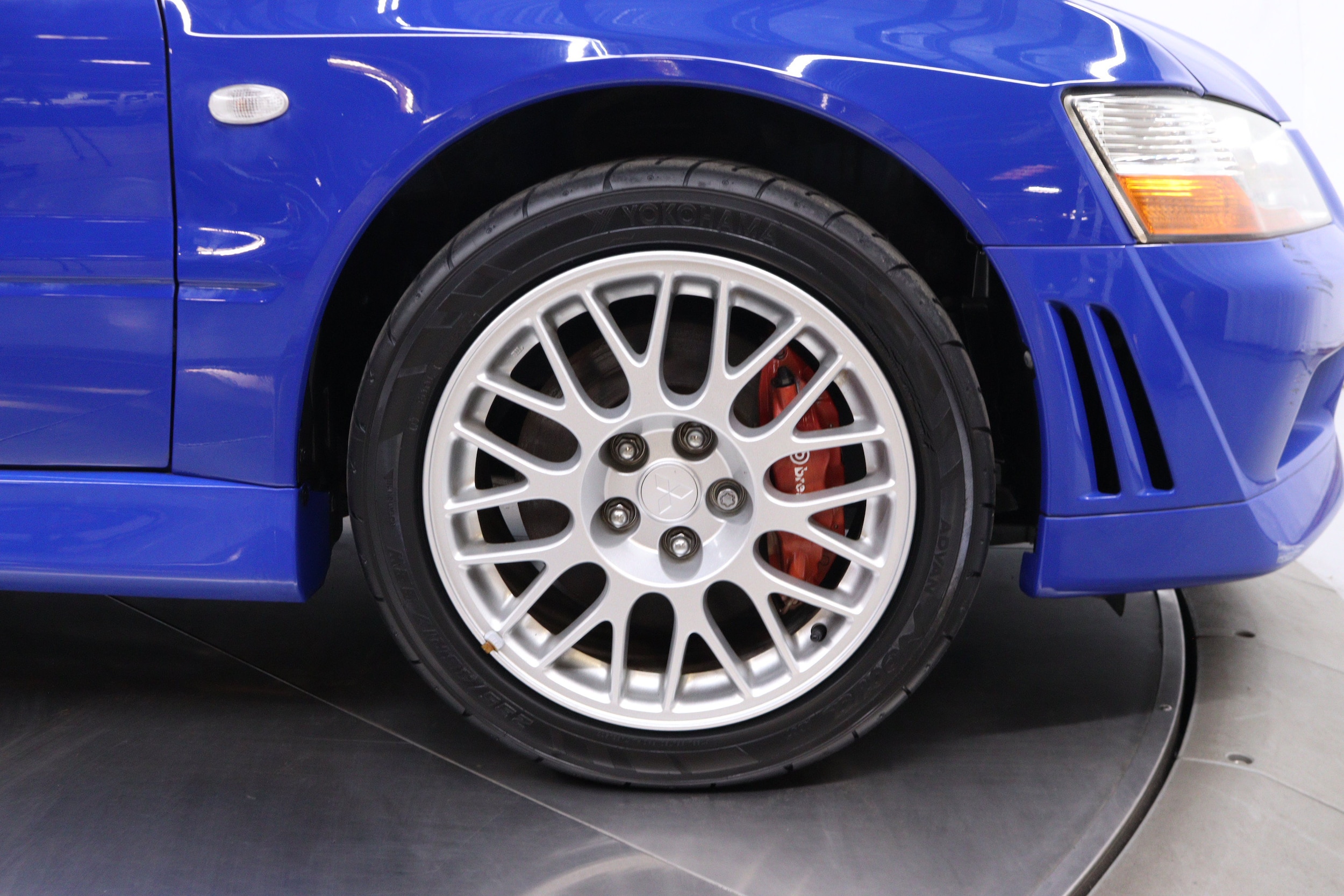 2001 Mitsubishi Lancer GSR EVO 7 32