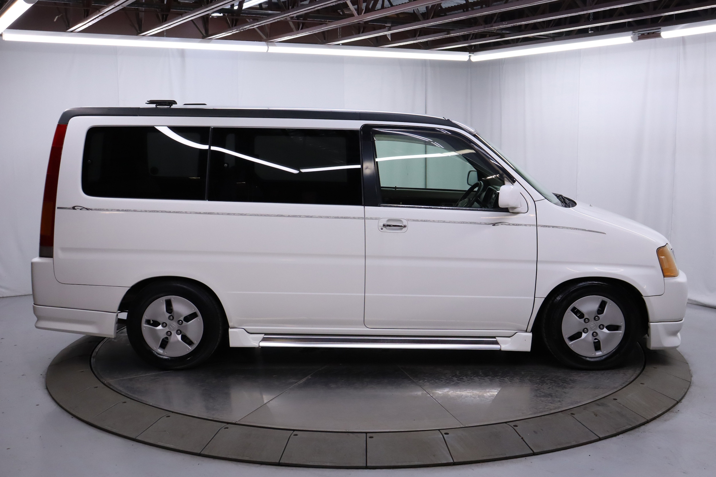 1998 Honda Stepwgn 10