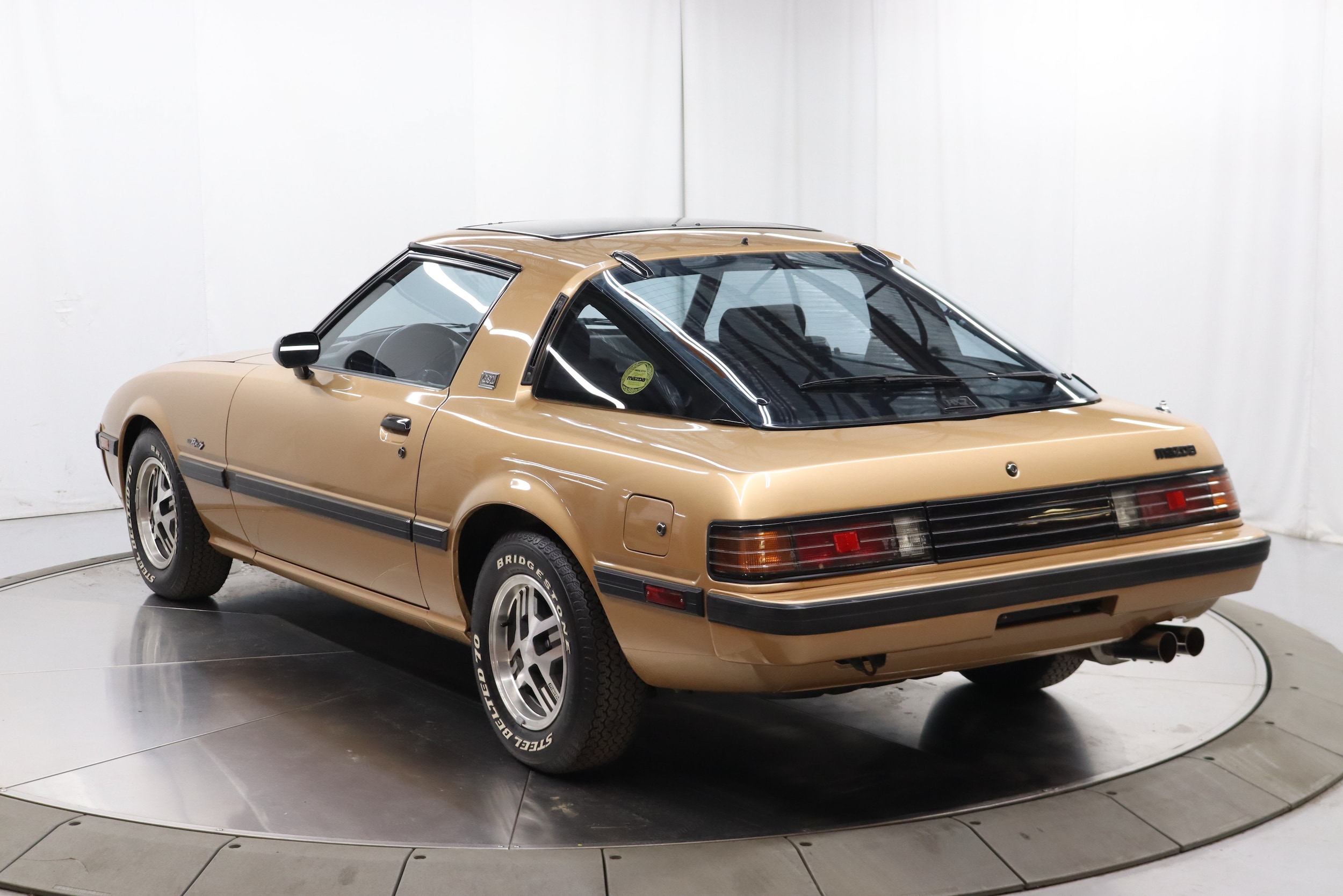 1981 Mazda RX-7 12